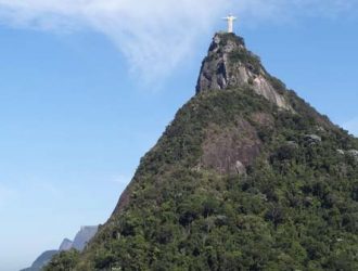 Корковадо: «Горбатая Гора Искушения» 🇧🇷