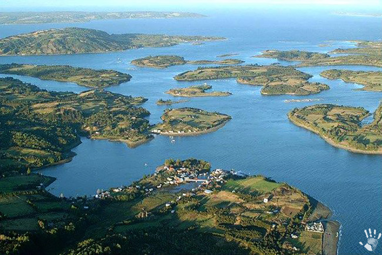 Западные берега южной америки. Архипелаг Чили. Остров Чилоэ. Chiloe остров в Чили. Чили остров исларуха.